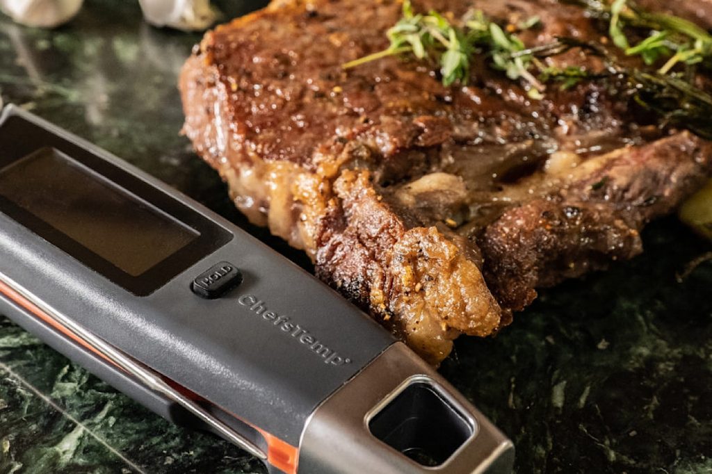 Guide: Using a Wireless Meat Thermometer in an Air Fryer