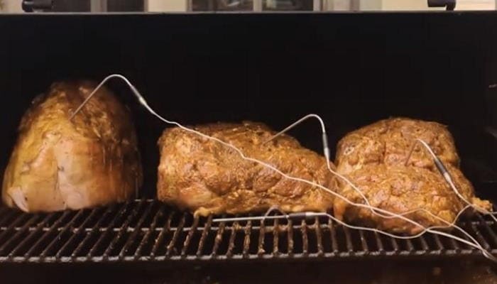 https://www.chefstemp.com/wp-content/uploads/2022/03/how-to-accurately-use-meat-thermometer.jpg