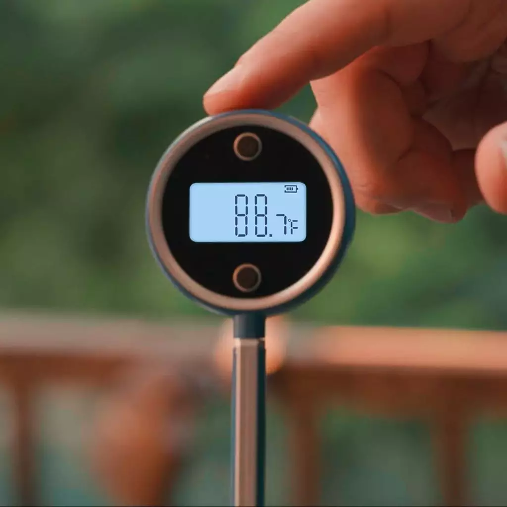 pocket pro rechargeable instant thermometer